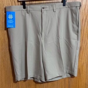 Haggar NWT 4‎ way stretch men’s sz 40 flat front shorts